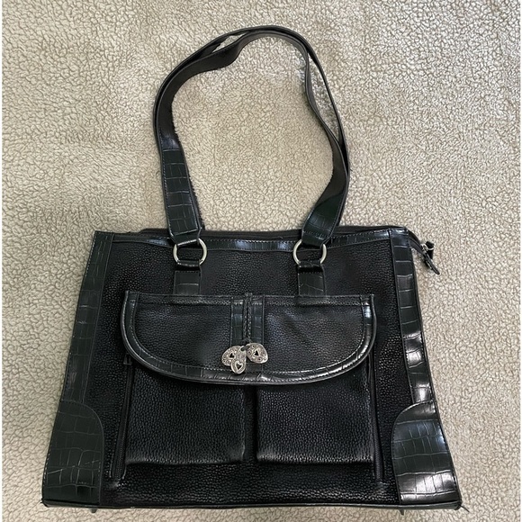 Coldwater Creek black bag is very roomy with several different compartments - Picture 2 of 8